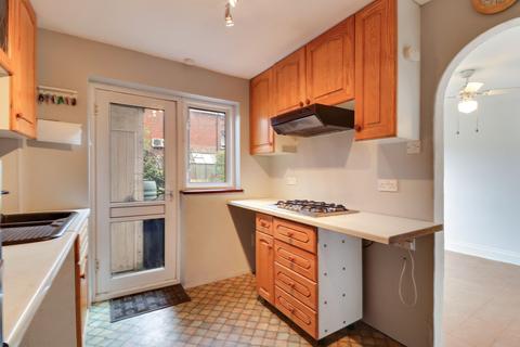 58 Foxwarren, Claygate, Esher, KT10 0LA