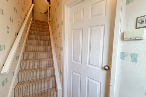 10 Chestnut Close, New Inn, Pontypool, NP4 0EZ