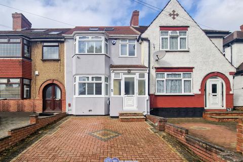 4 bedroom terraced house for sale, Northolt, UB5