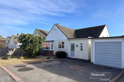 2 bedroom bungalow for sale, Pine Crescent, Highcliffe, Christchurch, BH23