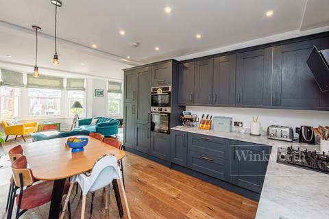 3 bedroom apartment for sale, Ridley Road, London, NW10