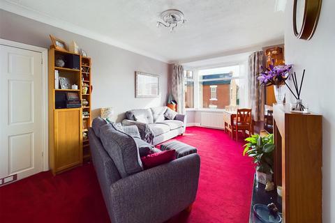 2 bedroom flat for sale, Alma Place, Whitley Bay