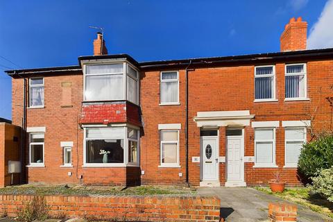 2 bedroom flat for sale, Alma Place, Whitley Bay