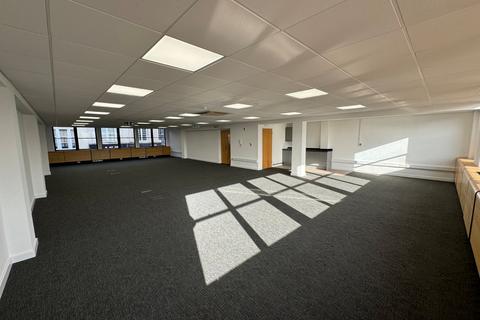 Office to rent, First Floor Offices, 96/97 Queens Road, Brighton, East Sussex, BN1