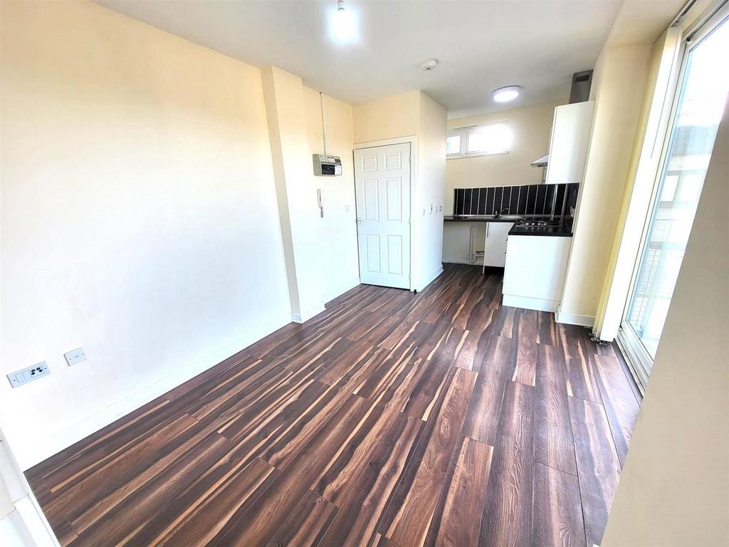 Open Plan Sitting Room/ Kitchen