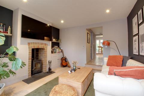 2 bedroom house for sale, George Street, Berkhamsted