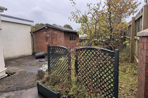 3 bedroom semi-detached house for sale, Dyffryn Road, Ammanford