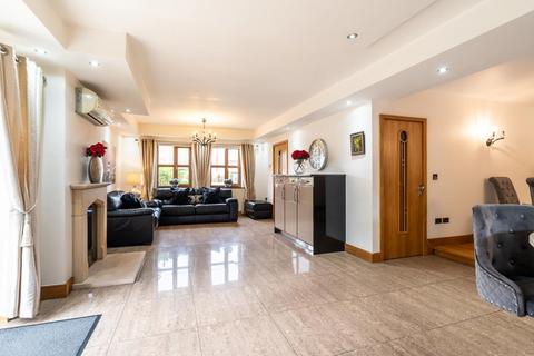 Basil House Low Lane, Braithwaite, Doncaster, DN7 5SS