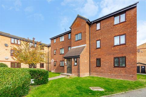 47 Latimer Drive, Hornchurch, RM12 6TN