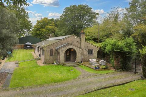 4 bedroom detached bungalow for sale, Scragged Oak Road, Detling, ME14