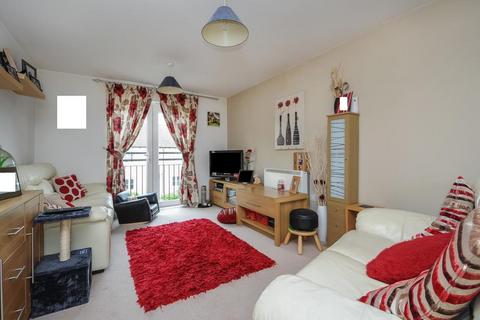 2 bedroom flat for sale, Carterton,  Oxfordshire,  OX18