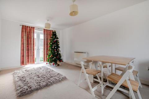 undefined, Carterton,  Oxfordshire,  OX18