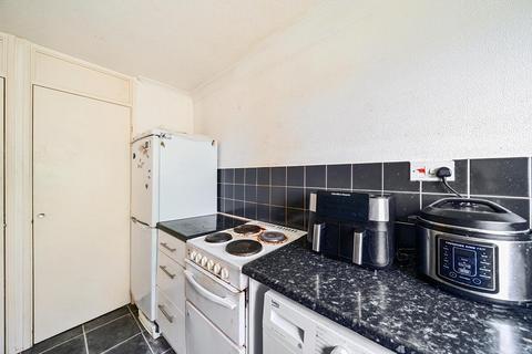 1 bedroom flat for sale, Hemel Hempstead,  Hertfordshire,  HP2