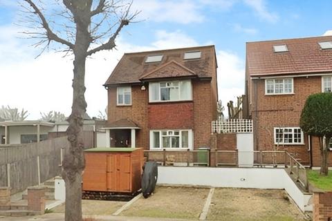 5 bedroom detached house to rent, Barry Road London SE22