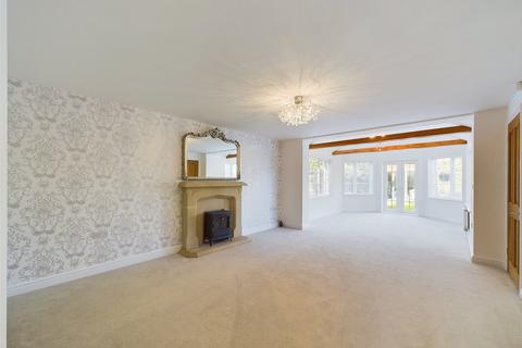 4 bedroom detached house for sale, Bristol Road, Cambridge, Gloucester, Gloucestershire, GL2