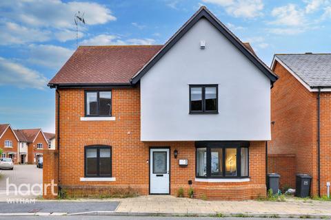 4 bedroom detached house for sale, Holst Avenue, Witham