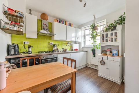 1 bedroom flat for sale, Clayton Street, Oval, London, SE11