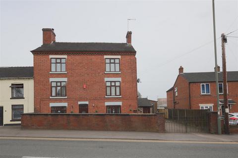 4 bedroom end of terrace house for sale, Tape Street, Cheadle