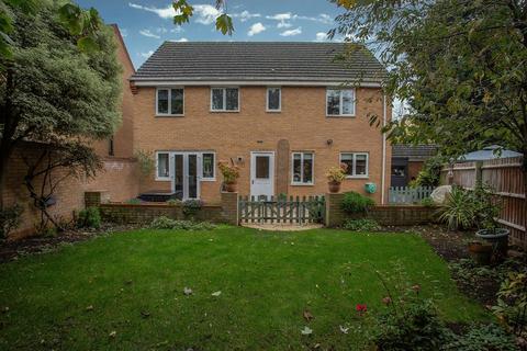 4 bedroom detached house for sale, Buckthorn Road, Hampton Hargate, Peterborough, Cambridgeshire. PE7 8EE