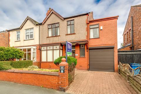 5 bedroom semi-detached house for sale, Gidlow Lane, Wigan WN6