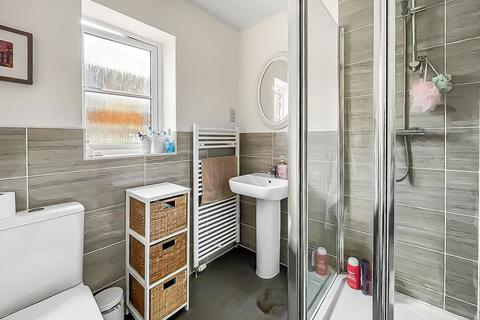 7 Emery Avenue, Gloucester, GL1 5QP