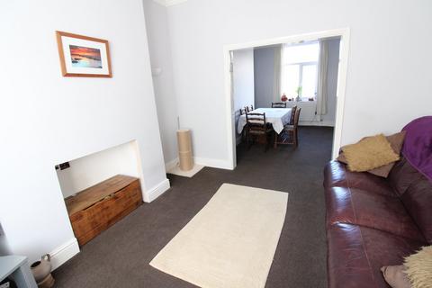 3 bedroom terraced house for sale, Damems Road, Keighley, BD21