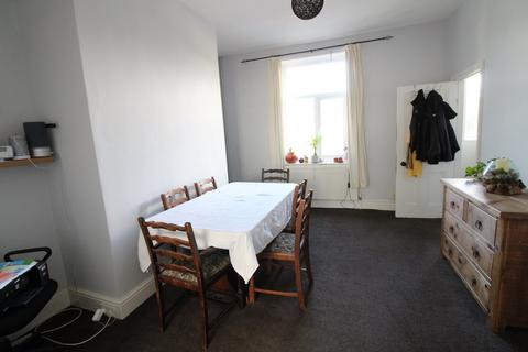 3 bedroom terraced house for sale, Damems Road, Keighley, BD21