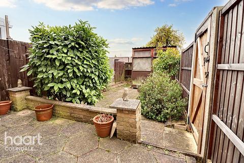 2 bedroom end of terrace house for sale, Rankin Close, NW9