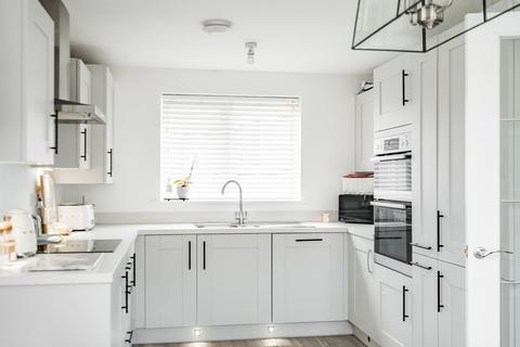 40 Apollo Crescent, Norwich, NR5 0WG