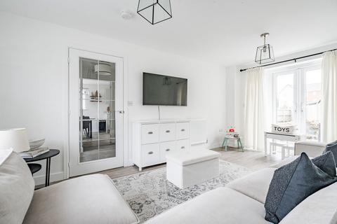 40 Apollo Crescent, Norwich, NR5 0WG