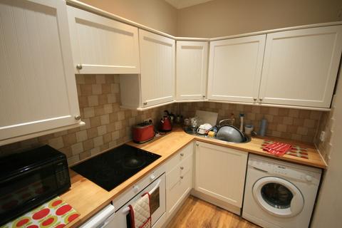 1 bedroom flat to rent, West Newington Place, Edinburgh EH9