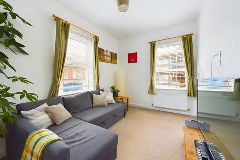 Flat B, 1 Querneby Avenue, Nottingham, NG3 5HU