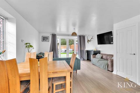 3 bedroom semi-detached house for sale, Bomford Way, Salford Priors