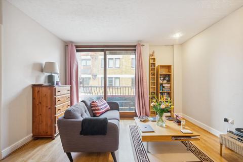 1 bedroom flat to rent, Gun Wharf, 124 Wapping High Street, Wapping, London, E1W.