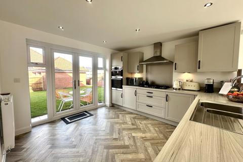 90 Adams Way, Hednesford, Cannock, WS12 4WJ