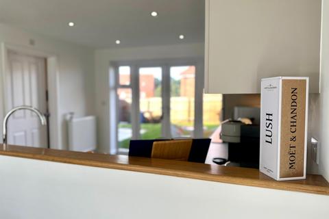 90 Adams Way, Hednesford, Cannock, WS12 4WJ