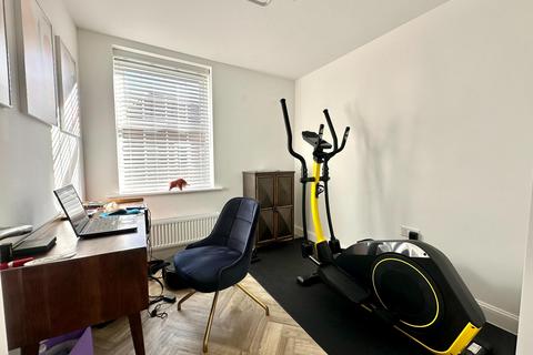 90 Adams Way, Hednesford, Cannock, WS12 4WJ