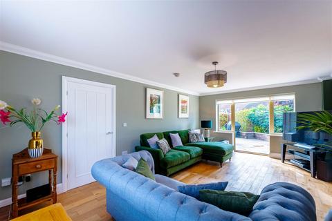 4 bedroom detached house for sale, Dysart Grange, Long Bennington