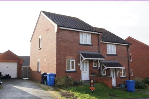 2 bedroom semi-detached house to rent, Tolye Road, Norwich, NR5