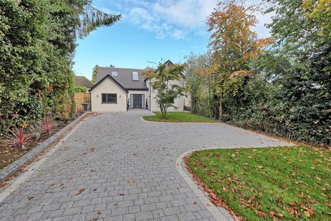 5 bedroom detached house for sale, Station Road, Much Hadham SG10