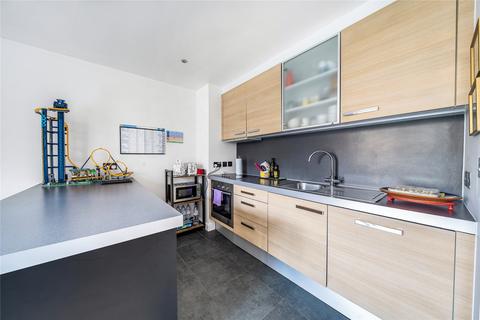 1 bedroom flat for sale, The Heart, Walton-On-Thames, Surrey, KT12