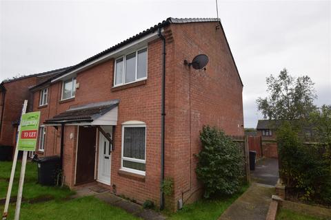 2 bedroom end of terrace house to rent, Frampton Close, Eastleaze