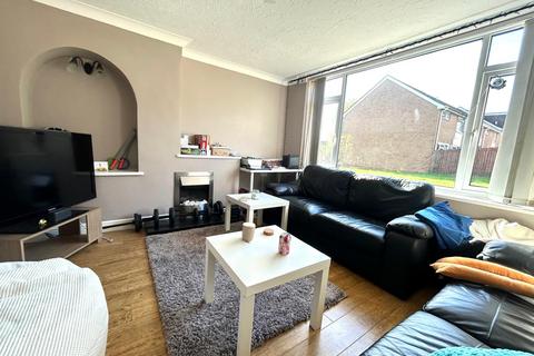 4 bedroom terraced house to rent, Marypole Walk, Stoke Hill, Exeter, EX4
