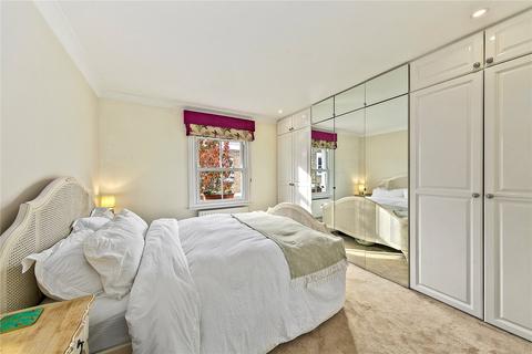 31 Albany Passage, Richmond, TW10 6DL