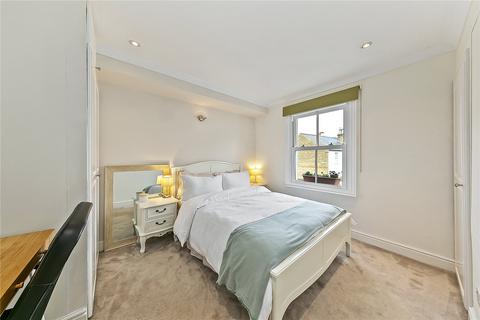 31 Albany Passage, Richmond, TW10 6DL