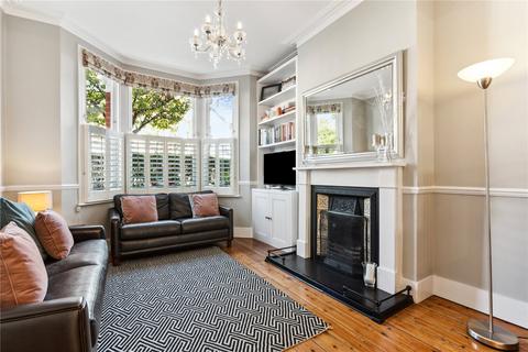 4 Capern Road, London, SW18 3EE