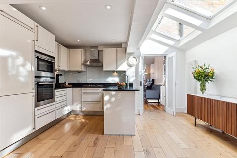 4 Capern Road, London, SW18 3EE