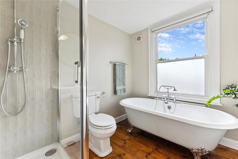 4 Capern Road, London, SW18 3EE
