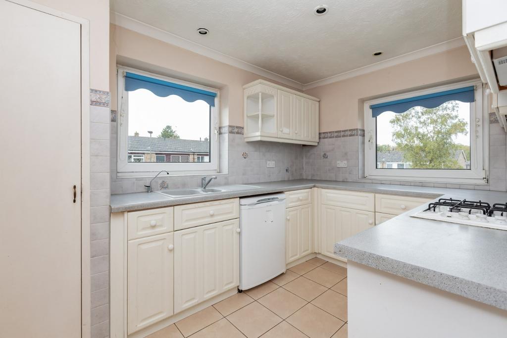 Sparrow Drive, Orpington 2 bed for sale £350,000