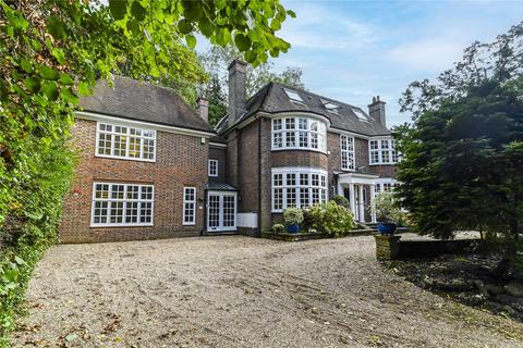 4 bedroom terraced house to rent, West Heath Road, London, NW3